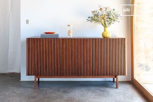 Sideboard aus Holz in Nussbaumton Pillar
