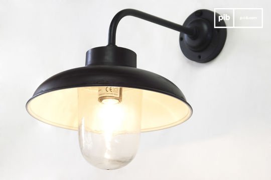 Applique extérieure coudée en métal noir