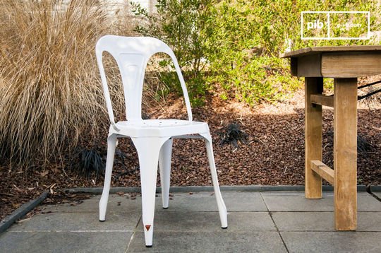 Chaise blanche